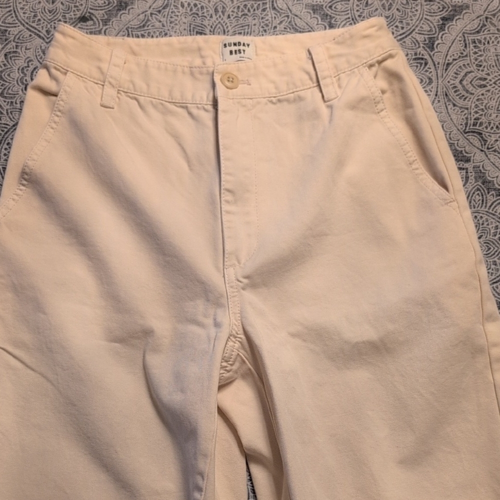 Aritzia Sunday Best Women's Cream Pants